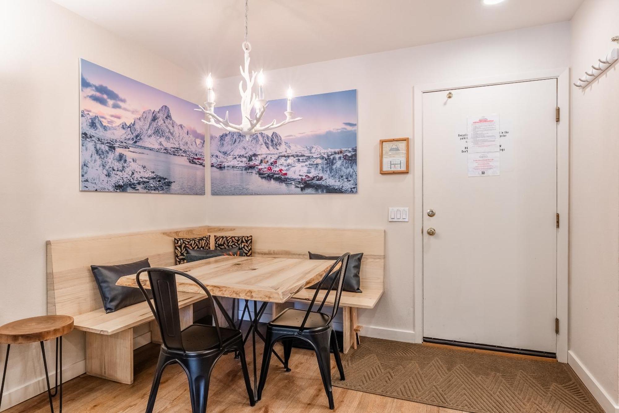 Fully Renovated! St Anton #17 Ski In Ski Out 1 Bedroom 1 Bathroom Condo! Sleeps Up To 4! Mammoth Lakes Buitenkant foto