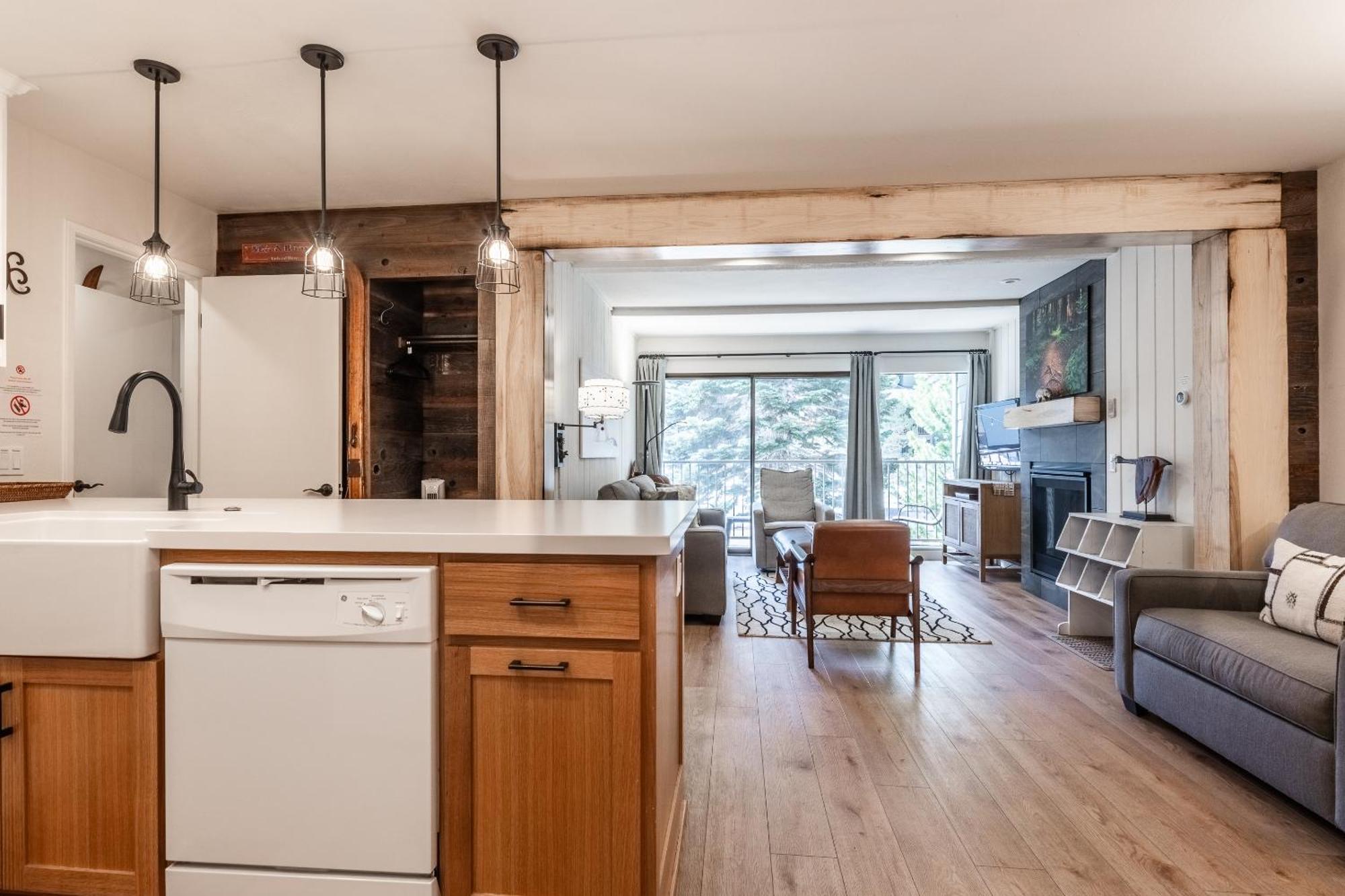 Fully Renovated! St Anton #17 Ski In Ski Out 1 Bedroom 1 Bathroom Condo! Sleeps Up To 4! Mammoth Lakes Buitenkant foto