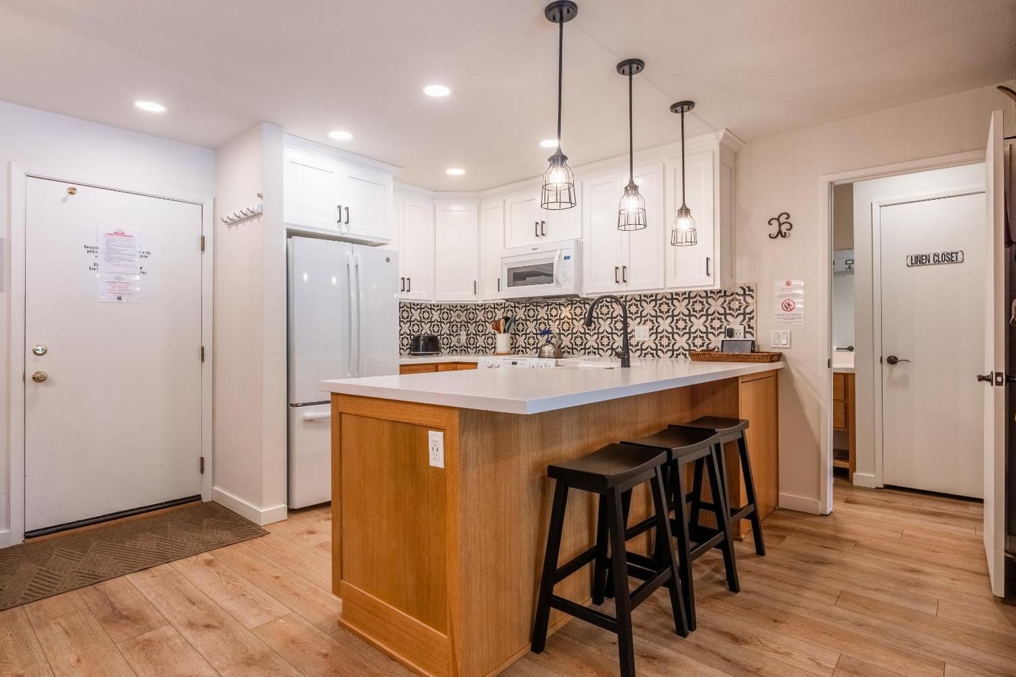 Fully Renovated! St Anton #17 Ski In Ski Out 1 Bedroom 1 Bathroom Condo! Sleeps Up To 4! Mammoth Lakes Buitenkant foto